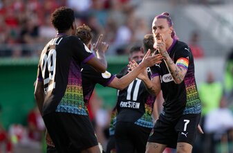 Der Bundesliga-Aufsteiger musste Nachsitzen. Der Bundesliga-Aufsteiger musste Nachsitzen.