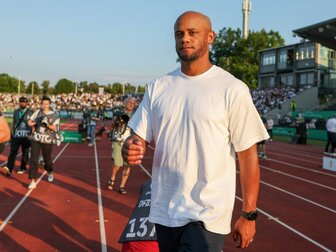 Entspannter Kompany-Einstand: Müller trifft doppelt Entspannter Kompany-Einstand: Müller trifft doppelt