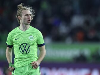 Wolfsburg nimmt erste Pokalhürde ohne Glanz