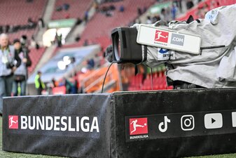 Die DFL schüttet rund 1,2 Milliarden Euro an die Clubs aus. Die DFL schüttet rund 1,2 Milliarden Euro an die Clubs aus.
