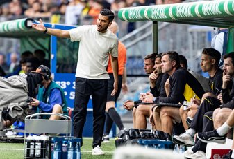 Der neue BVB-Coach Nuri Sahin ist vor dem Start der Bundesliga-Saison zuversichtlich. Der neue BVB-Coach Nuri Sahin ist vor dem Start der Bundesliga-Saison zuversichtlich.
