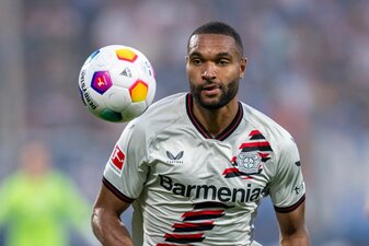 Bleibt er? Geht er? Über Jonathan Tah wird seit Wochen spekuliert. Bleibt er? Geht er? Über Jonathan Tah wird seit Wochen spekuliert.