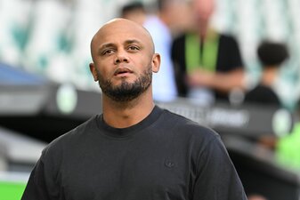 Sein erstes Bundesliga-Spiel als Bayern-Trainer: Vincent Kompany am Sonntag in Wolfsburg. Sein erstes Bundesliga-Spiel als Bayern-Trainer: Vincent Kompany am Sonntag in Wolfsburg.