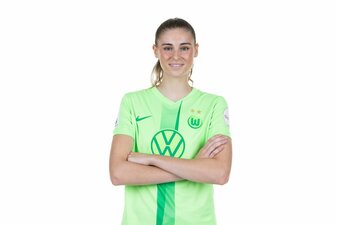 Foto: Jule Brand im Exklusivinterview: Über die Saisonziele, ihre Ansprüche und einem Wechsel zum FC Bayern