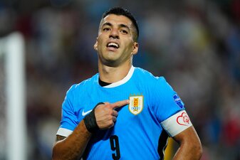 Die Nationalmannschaft von Uruguay verliert ihren Rekordtorschützen. Die Nationalmannschaft von Uruguay verliert ihren Rekordtorschützen.