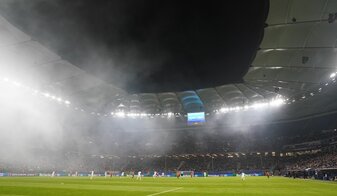 In der vergangenen Saison war Donezk in Hamburg für seine Europapokalspiele zu Gast, in dieser Spielzeit soll der ukrainische Club Dynamo Kiew kommen. In der vergangenen Saison war Donezk in Hamburg für seine Europapokalspiele zu Gast, in dieser Spielzeit soll der ukrainische Club Dynamo Kiew kommen.