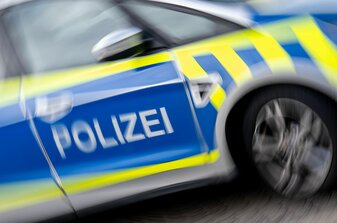 Nach den Ausschreitungen bei einem Freundschaftsspiel sieht die Polizei eine weitere Eskalationslinie überschritten. Nach den Ausschreitungen bei einem Freundschaftsspiel sieht die Polizei eine weitere Eskalationslinie überschritten.