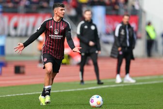 Duman steuerte zwei Treffer zum Testspielsieg gegen Aue hinzu. Duman steuerte zwei Treffer zum Testspielsieg gegen Aue hinzu.