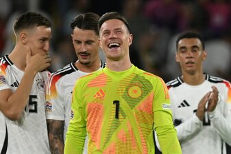 Ein strahlender Marc-André ter Stegen nach dem 5:0 gegen Ungarn. Ein strahlender Marc-André ter Stegen nach dem 5:0 gegen Ungarn.