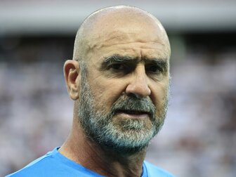 Soziale Medien für Cantona so "schlimm wie Alkohol" Soziale Medien für Cantona so "schlimm wie Alkohol"