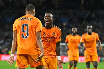 Kylian Mbappé und Vinicius Junior haben beide beim Auswärtsieg in San Sebastian per Elfmeter getroffen. Kylian Mbappé und Vinicius Junior haben beide beim Auswärtsieg in San Sebastian per Elfmeter getroffen.