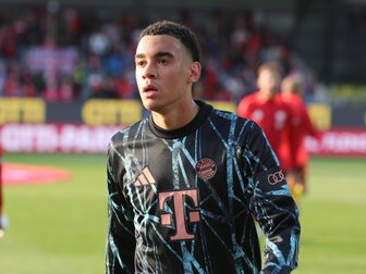 Bayern-Boss Eberl: Verlängerung mit Musiala wird "schwierig" Bayern-Boss Eberl: Verlängerung mit Musiala wird "schwierig"