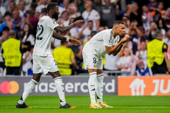 Antonio Rüdiger und Kylian Mbappé vermasselten Stuttgarts Königsklassen-Rückkehr. Antonio Rüdiger und Kylian Mbappé vermasselten Stuttgarts Königsklassen-Rückkehr.