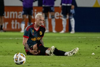 Marco Reus konnte sein fünftes Spiel in der Major League Soccer nicht beenden. Marco Reus konnte sein fünftes Spiel in der Major League Soccer nicht beenden.