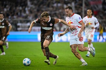 Aufsteiger St. Pauli zeigt gegen RB Leipzig über weite Strecken ein tolles Spiel. Aufsteiger St. Pauli zeigt gegen RB Leipzig über weite Strecken ein tolles Spiel.