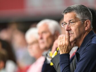 Hainer: Musiala "ist ein Jahrhundertfußballer" Hainer: Musiala "ist ein Jahrhundertfußballer"