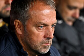 Nach sieben Ligasiegen in Serie muss Hansi Flick eine Niederlage mit dem FC Barcelona hinnehmen. Nach sieben Ligasiegen in Serie muss Hansi Flick eine Niederlage mit dem FC Barcelona hinnehmen.