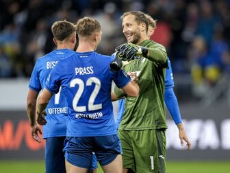 Baumann stützt Matarazzo: "Es stimmt" mit dem Coach Baumann stützt Matarazzo: "Es stimmt" mit dem Coach