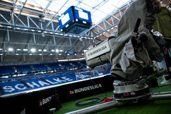 Kees van Wonderen soll angeblich neuer Schalke-Trainer werden. Kees van Wonderen soll angeblich neuer Schalke-Trainer werden.