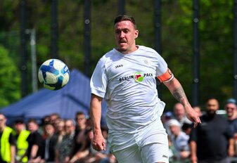 Im Kreisliga-Spiel mit Max Kruse eskalierte die Situation. Im Kreisliga-Spiel mit Max Kruse eskalierte die Situation.