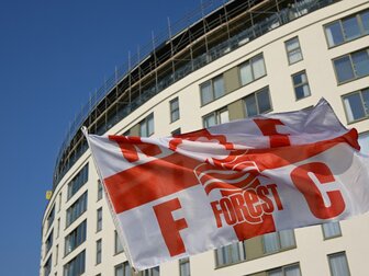 Fast 900.000 Euro Strafe für Nottingham Forest Fast 900.000 Euro Strafe für Nottingham Forest