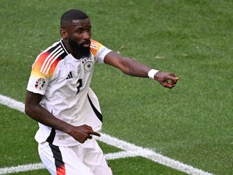 Rüdiger erobert bosnische Fanherzen Rüdiger erobert bosnische Fanherzen