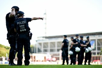 Die Sicherheit rund um Stadien und in den Arenen ist immer wieder Thema. Die Sicherheit rund um Stadien und in den Arenen ist immer wieder Thema.