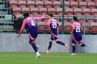 Paul Wanner (Mitte) bejubelt sein Traumtor beim 3:3 der U21 in Polen. Paul Wanner (Mitte) bejubelt sein Traumtor beim 3:3 der U21 in Polen.