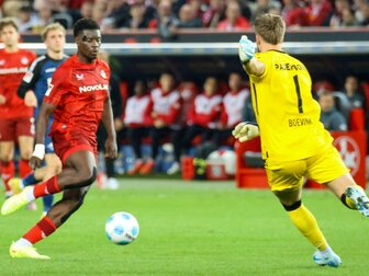 Kurioser Führungstreffer: FCK sorgt für erste Paderborn-Pleite Kurioser Führungstreffer: FCK sorgt für erste Paderborn-Pleite