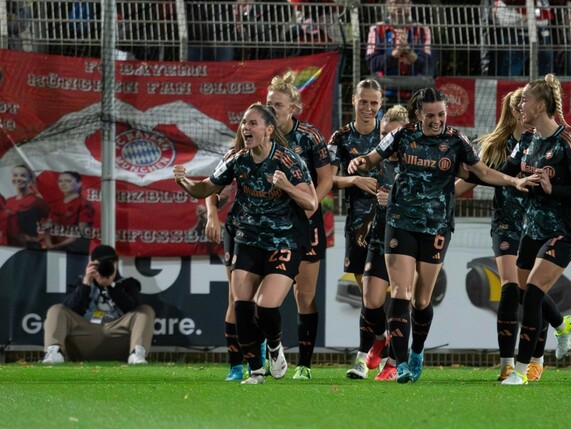 Sprung an Tabellenspitze geglückt: FCB-Frauen mit spätem Sieg