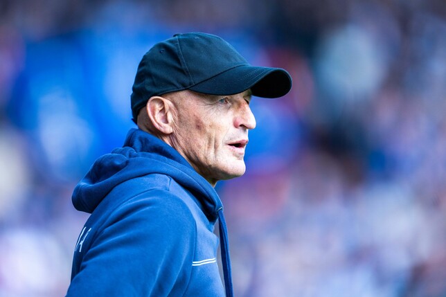  Peter Zeidler holte nur ein Punkt mit dem VfL Bochum - und musste seinen Trainerposten räumen.