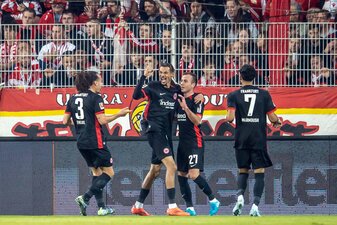 Mario Götze trifft zum ersten Mal für Eintracht Frankfurt seit dem 17. März. Mario Götze trifft zum ersten Mal für Eintracht Frankfurt seit dem 17. März.
