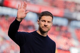 Xabi Alonso kehrt als Trainer erstmals zum FC Liverpool zurück Xabi Alonso kehrt als Trainer erstmals zum FC Liverpool zurück