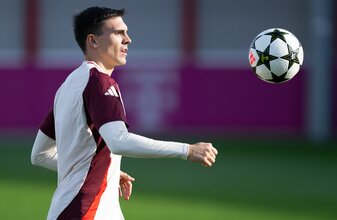 Für João Palhinha, hier beim Training, ist die Partie gegen Benfica ein ganz spezielles Spiel. Für João Palhinha, hier beim Training, ist die Partie gegen Benfica ein ganz spezielles Spiel.