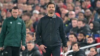 Xabi Alonso hatte sich seine Rückkehr an die Anfield Road anders vorgestellt. Xabi Alonso hatte sich seine Rückkehr an die Anfield Road anders vorgestellt.
