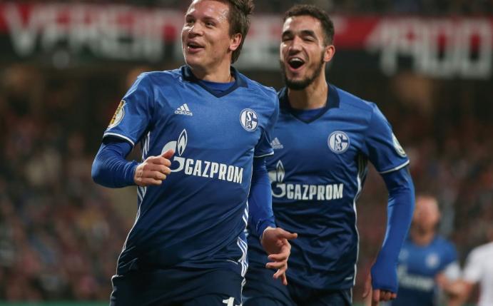Jewgeni Konopljanka bringt Schalke in Führung (Quelle: SID-IMAGES/FIRO)