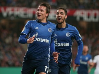 Jewgeni Konopljanka bringt Schalke in Führung (Quelle: SID-IMAGES/FIRO) Jewgeni Konopljanka bringt Schalke in Führung (Quelle: SID-IMAGES/FIRO)