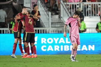 Lionel Messi ist mit Miami überraschend in den MLS-Playoffs gescheitert. Lionel Messi ist mit Miami überraschend in den MLS-Playoffs gescheitert.