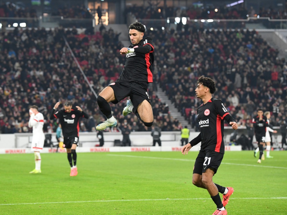 Immer wieder Marmoush: Eiskalte Eintracht schlägt Stuttgart