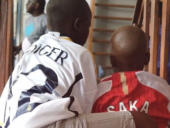 "Persönliche Mission": Rüdiger unterstützt Kinder in Afrika "Persönliche Mission": Rüdiger unterstützt Kinder in Afrika