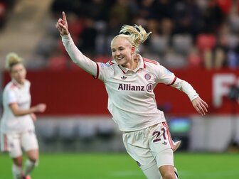 Champions League: Bayern-Frauen weiter auf Kurs Champions League: Bayern-Frauen weiter auf Kurs