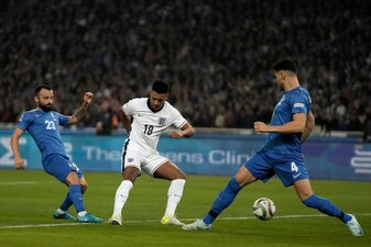 Ollie Watkins (M) erzielte das 1:0 für England in Athen. Ollie Watkins (M) erzielte das 1:0 für England in Athen.