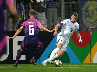 Demirovic schwärmt von "Legende" Barbarez: "Krasse Story" Demirovic schwärmt von "Legende" Barbarez: "Krasse Story"