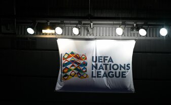 In Rumänien ist es in einem Nations-League-Spiel zu einem Eklat gekommen. In Rumänien ist es in einem Nations-League-Spiel zu einem Eklat gekommen.
