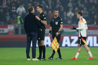 Nach diesem Elfmeterpfiff hatte Julian Nagelsmann Gesprächsbedarf. Nach diesem Elfmeterpfiff hatte Julian Nagelsmann Gesprächsbedarf.