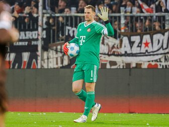 FC Bayern: Neuer gegen Augsburg fraglich FC Bayern: Neuer gegen Augsburg fraglich