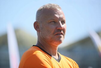Der ehemalige polnische Fußballspieler Tomasz Klos wurde wegen des Verdachts auf Steuervergehen festgenommen. Der ehemalige polnische Fußballspieler Tomasz Klos wurde wegen des Verdachts auf Steuervergehen festgenommen.