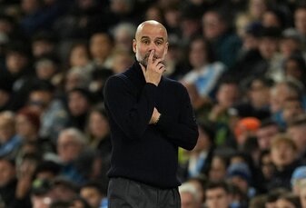 Ungewohnte Situation für Pep Guardiola: Sein Manchester City wird beim 0:4 gegen Tottenham Hotspur ausgekontert. Ungewohnte Situation für Pep Guardiola: Sein Manchester City wird beim 0:4 gegen Tottenham Hotspur ausgekontert.