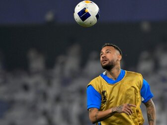 Vater Neymar erwartet keine Flucht von Al-Hilal Vater Neymar erwartet keine Flucht von Al-Hilal