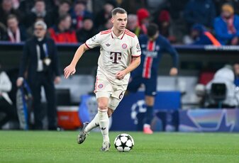 Joshua Kimmich in Aktion gegen Paris Saint-Germain. Joshua Kimmich in Aktion gegen Paris Saint-Germain.
